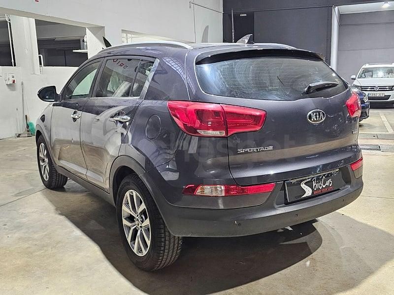 Usado Kia Sportage 116 CV (85 kW) 2015 Gris / plata SUV