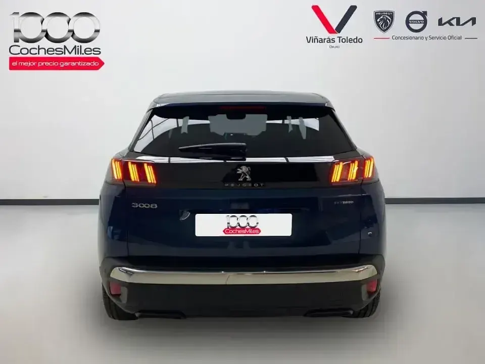 Usado Peugeot 3008 Allure 180 CV (132 kW) 2024 Azul SUV