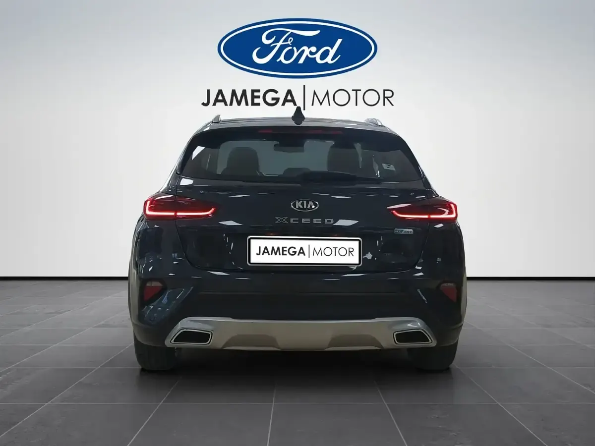 Usado Kia XCeed 141 CV (103 kW) 2021 Gris SUV