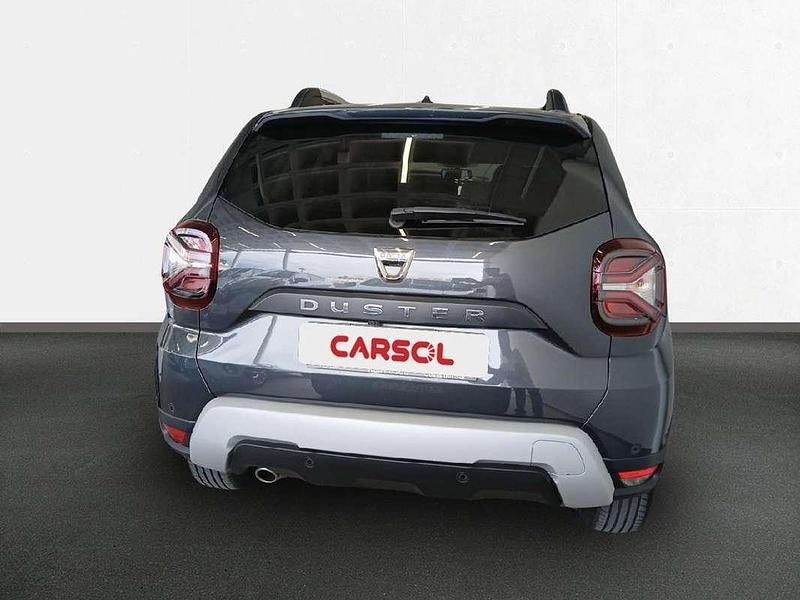 Usado Dacia Duster Prestige 101 CV (74 kW) 2021 Gris SUV
