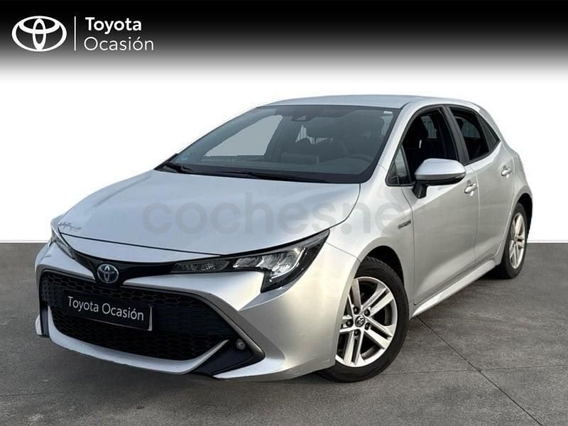 Usado Toyota Corolla Active 122 CV (89 kW) 2021 Gris / plata Berlina