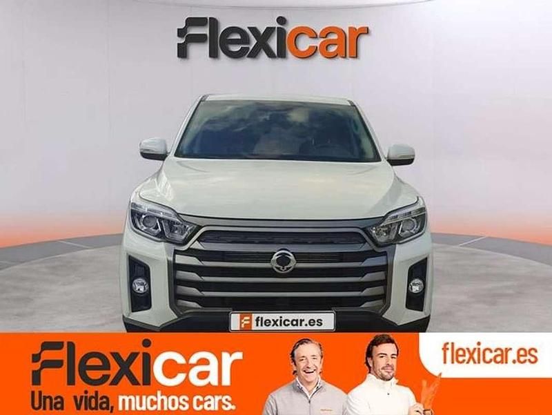 Blanco Usado 2023 Ssangyong (KGM) Musso SUV | 23.990 € - Imagen 1/4