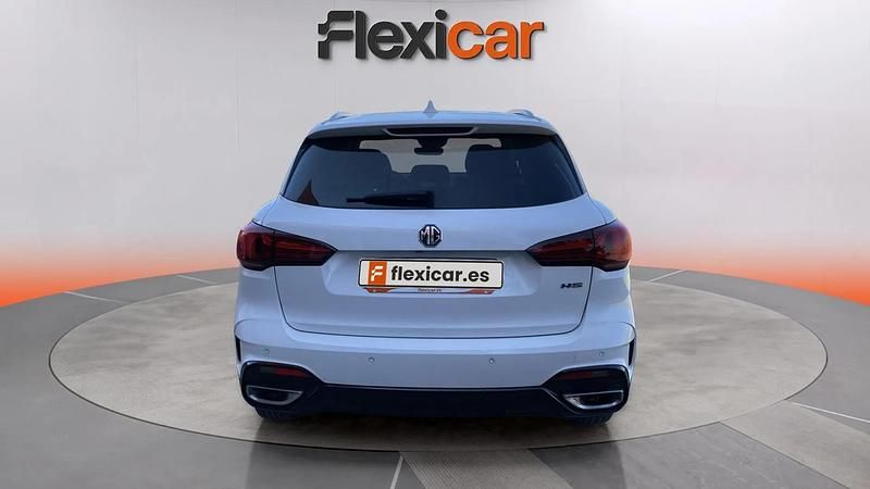 Usado MG HS Comfort 171 CV (125 kW) 2024 Blanco SUV