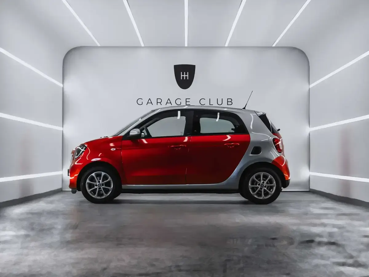 Usado Smart ForFour Passion 90 CV (66 kW) 2016 Rojo Utilitario