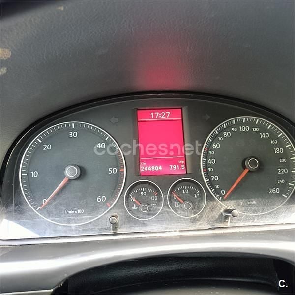 Gris / plata Usado 2007 VW Touran Monovolumen | 6700 € (Precio justo) - Imagen 1/4