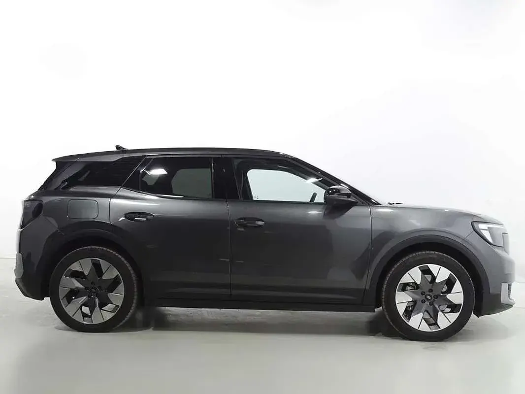 Usado Ford Explorer Premium 210 kW (286 CV) 2024 Gris SUV