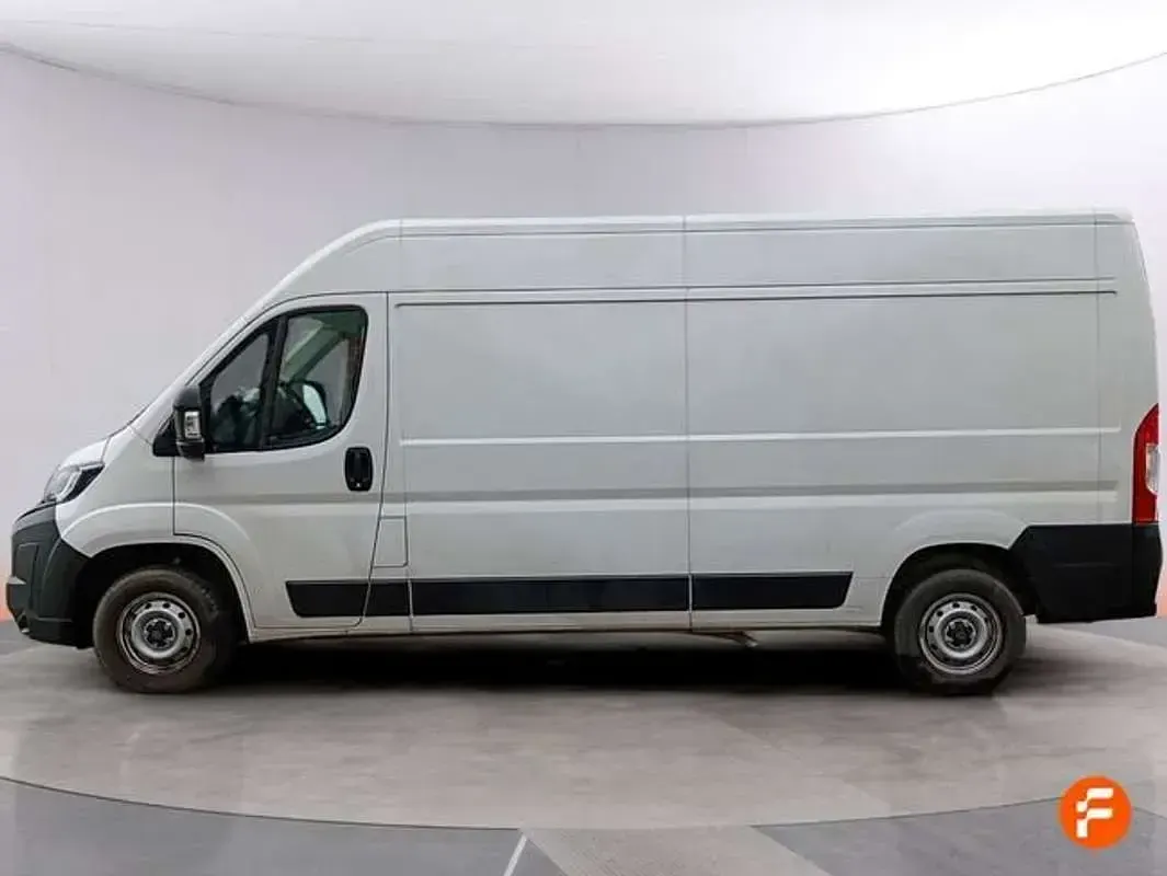 Usado Peugeot Boxer 140 CV (102 kW) 2024 Blanco Van
