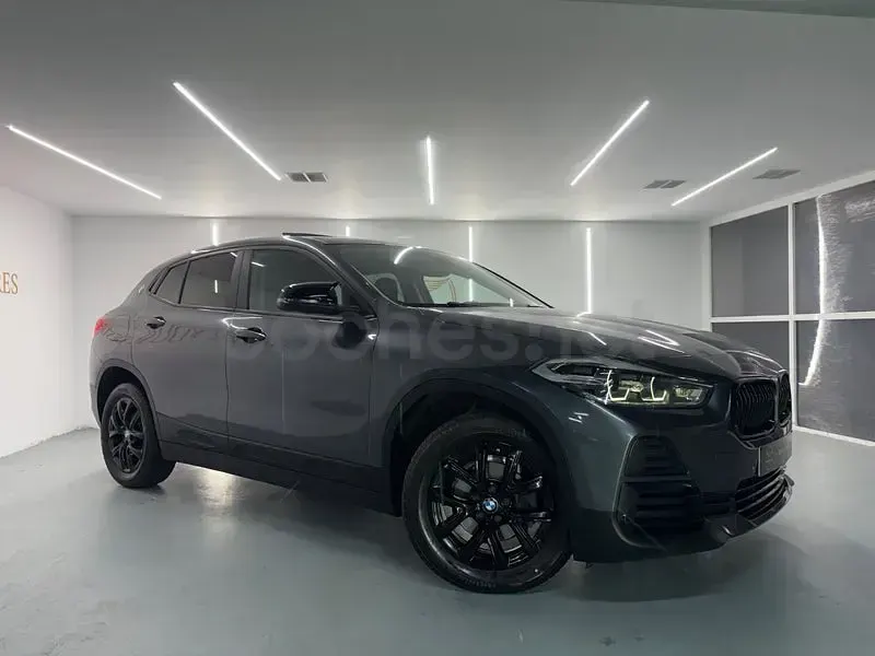 Usado BMW X2 Luxury Line 116 CV (85 kW) 2021 Gris / plata SUV
