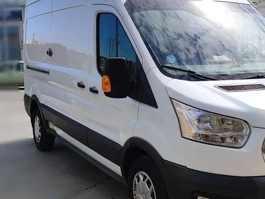 Usado Ford Transit Limited 131 CV (96 kW) 2021 Blanco Van