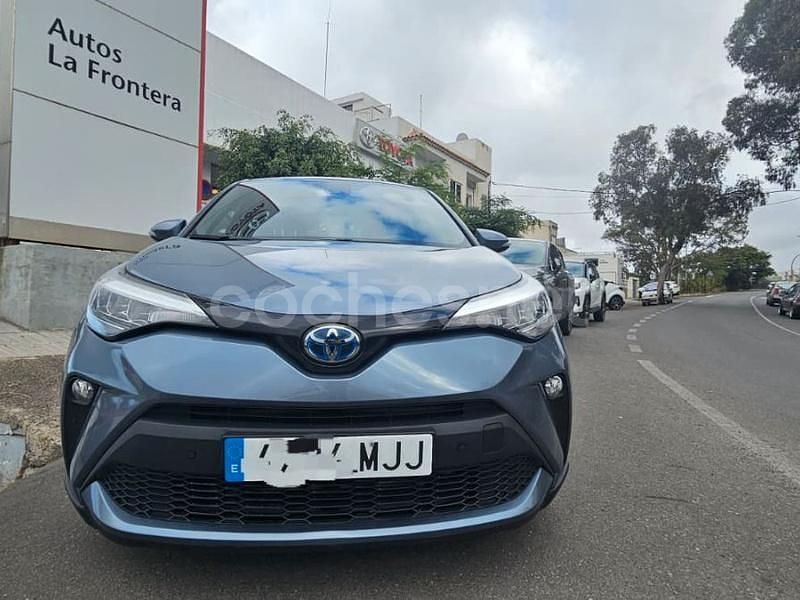 Usado Toyota C-HR Active 122 CV (89 kW) 2023 Gris / plata SUV