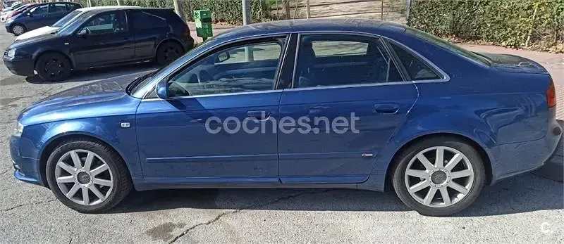 Usado Audi A4 140 CV (102 kW) 2007 Azul Berlina