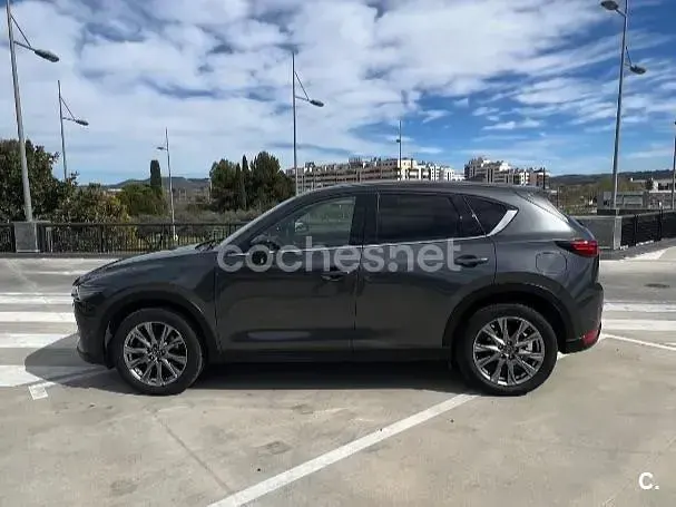 Usado Mazda CX-5 Signature 184 CV (135 kW) 2019 Gris / plata SUV