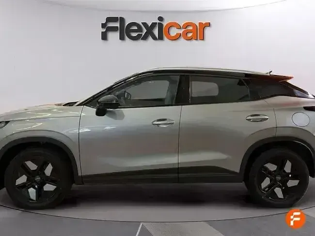 Usado Omoda 5 147 CV (108 kW) 2025 Gris SUV