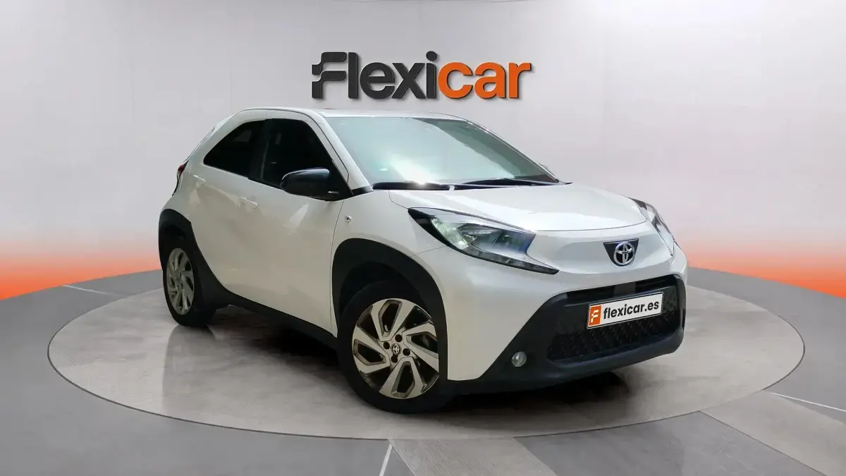 Usado Toyota Aygo X 72 CV (52 kW) 2024 SUV