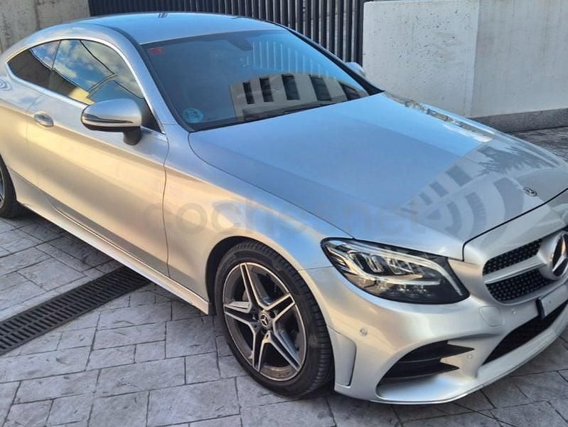 Usado Mercedes C220 194 CV (142 kW) 2019 Gris / plata Coupe