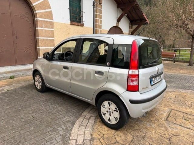 Usado Fiat Panda 54 CV (39 kW) 2010 Gris / plata Berlina