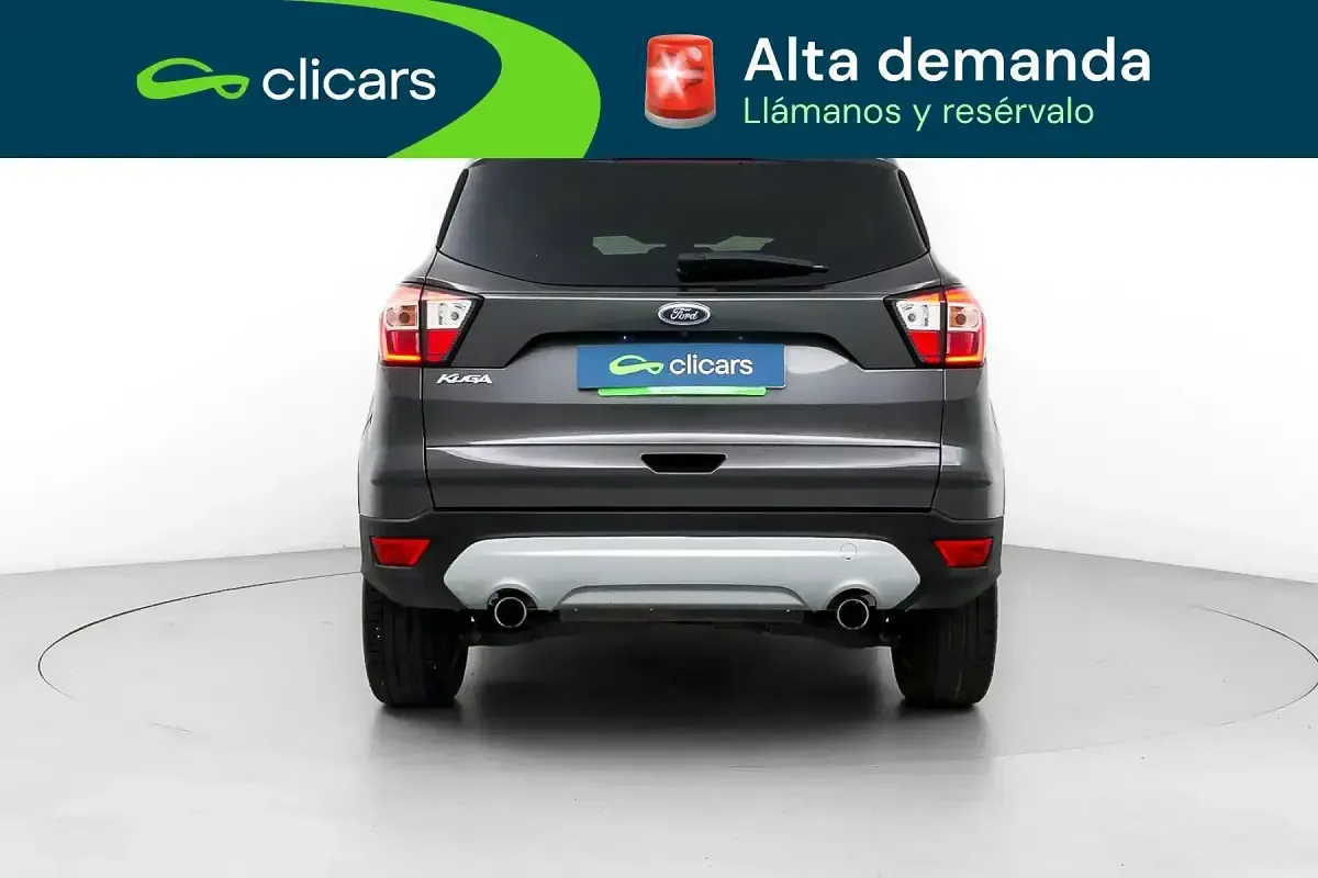 Usado Ford Kuga Titanium 150 CV (110 kW) 2018 Gris SUV