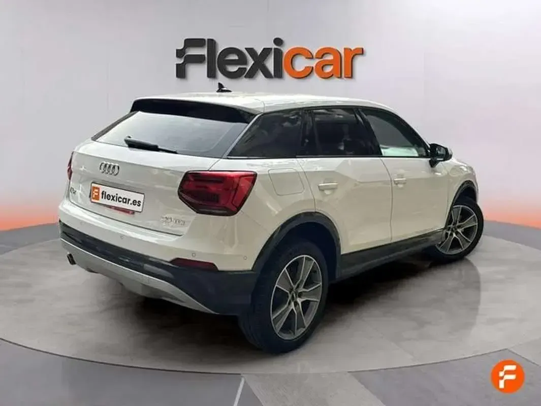 Usado Audi Q2 Advanced Plus 116 CV (85 kW) 2019 Blanco SUV