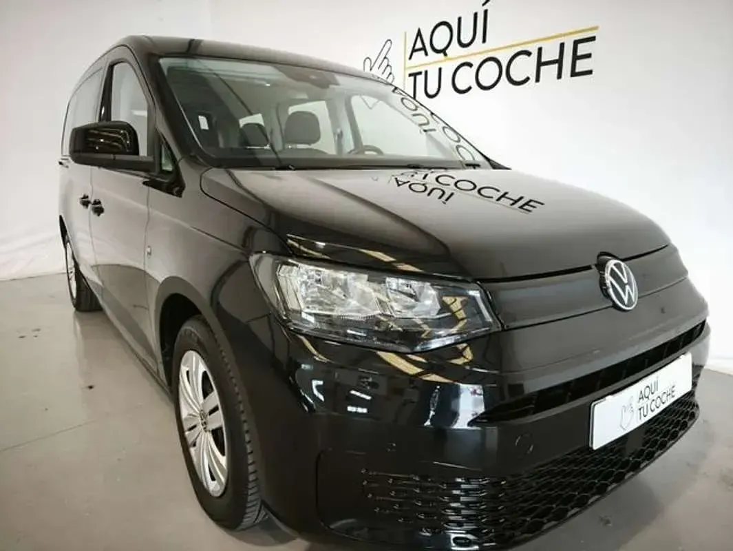 Usado VW Caddy Maxi 114 CV (83 kW) 2023 Azul Monovolumen