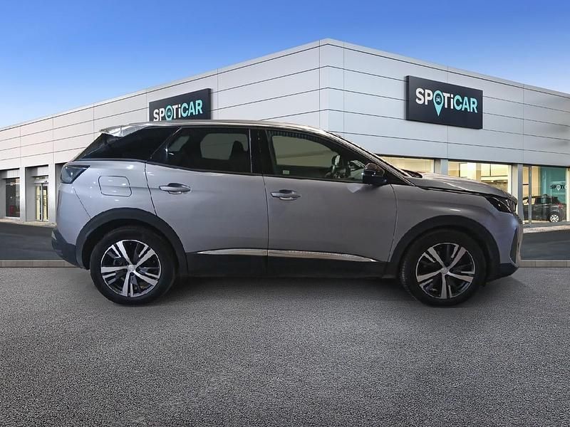 Usado Peugeot 3008 Allure 180 CV (132 kW) 2024 Gris SUV