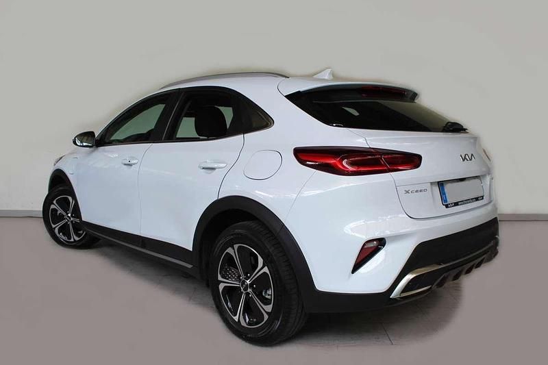 Usado Kia XCeed 141 CV (103 kW) 2023 Blanco SUV