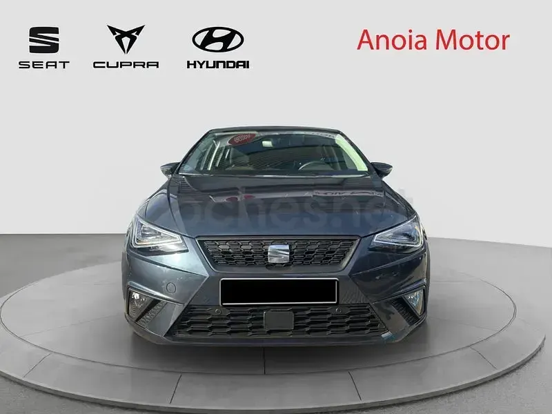 Usado Seat Ibiza Style 80 CV (58 kW) 2024 Gris / plata Utilitario