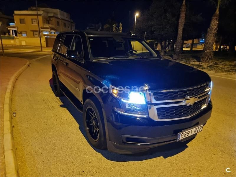 Usado Chevrolet Tahoe LT 273 CV (200 kW) 2000 Negro SUV