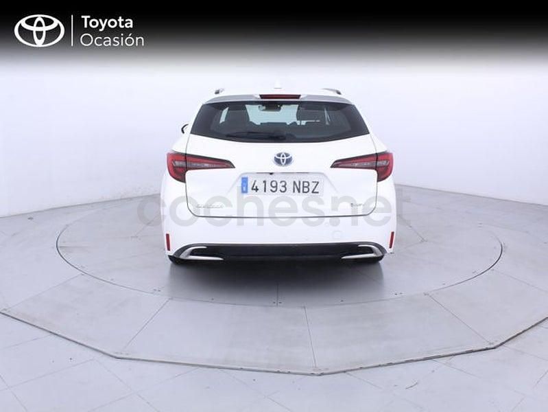 Usado Toyota Corolla Active 140 CV (102 kW) 2025 Blanco Familiar