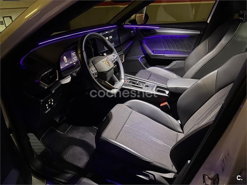 Usado Cupra Leon 150 CV (110 kW) 2023 Blanco Familiar