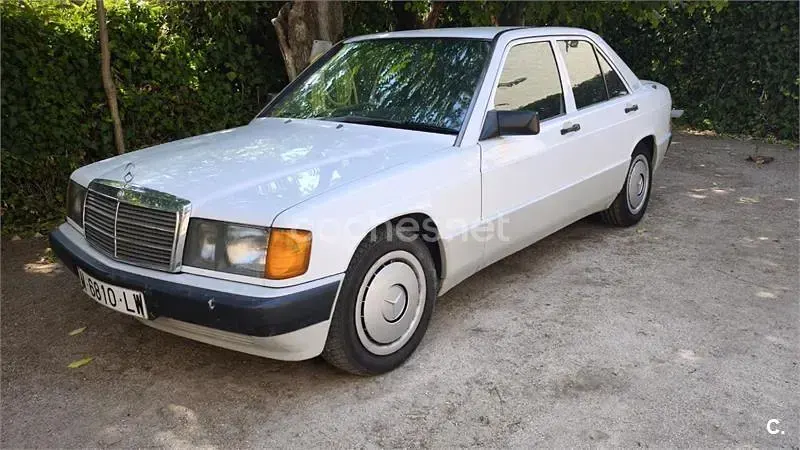 Usado Mercedes 190 94 CV (69 kW) 1991 Blanco Berlina