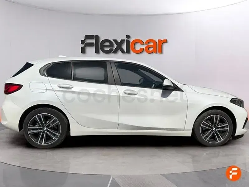 Usado BMW 118 150 CV (110 kW) 2022 Blanco Berlina
