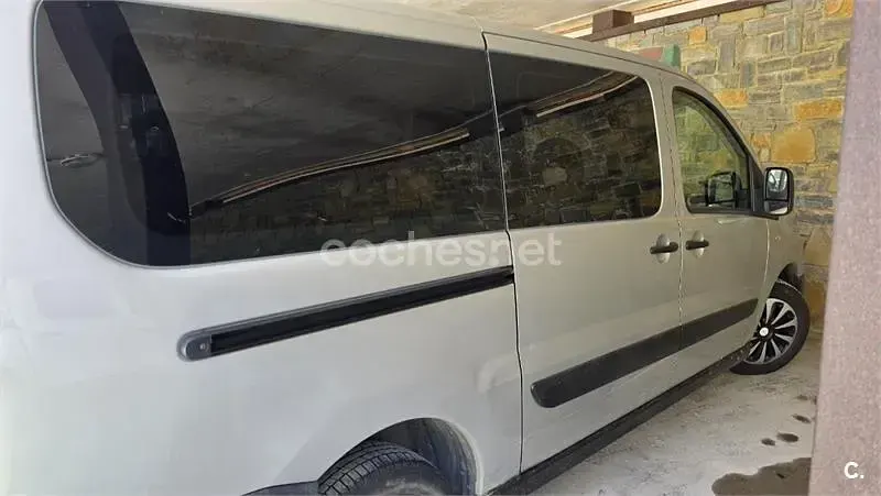Usado Citroën Jumpy Comfort 71 CV (52 kW) 2004 Gris / plata Monovolumen