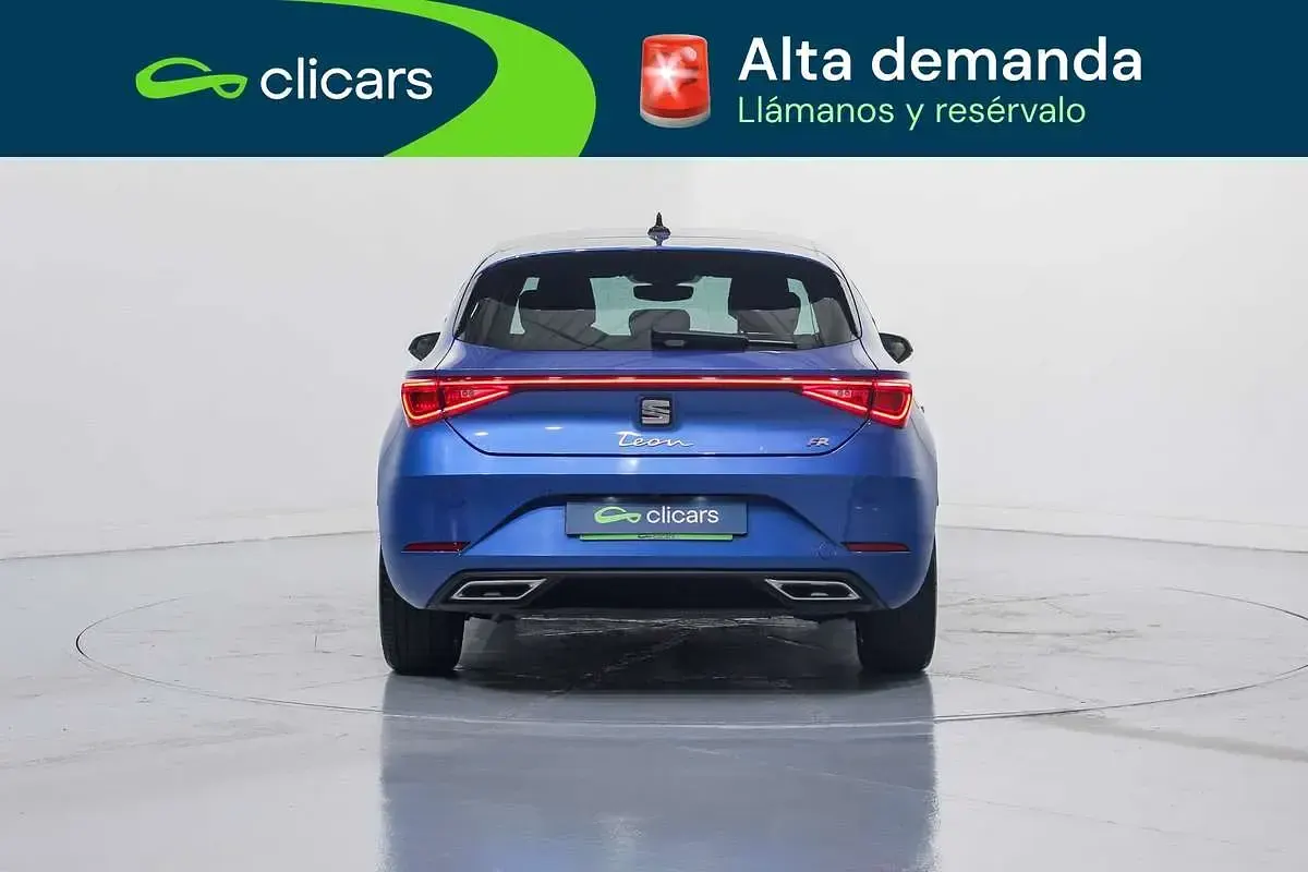 Usado Seat Leon FR 116 CV (85 kW) 2025 Azul Utilitario