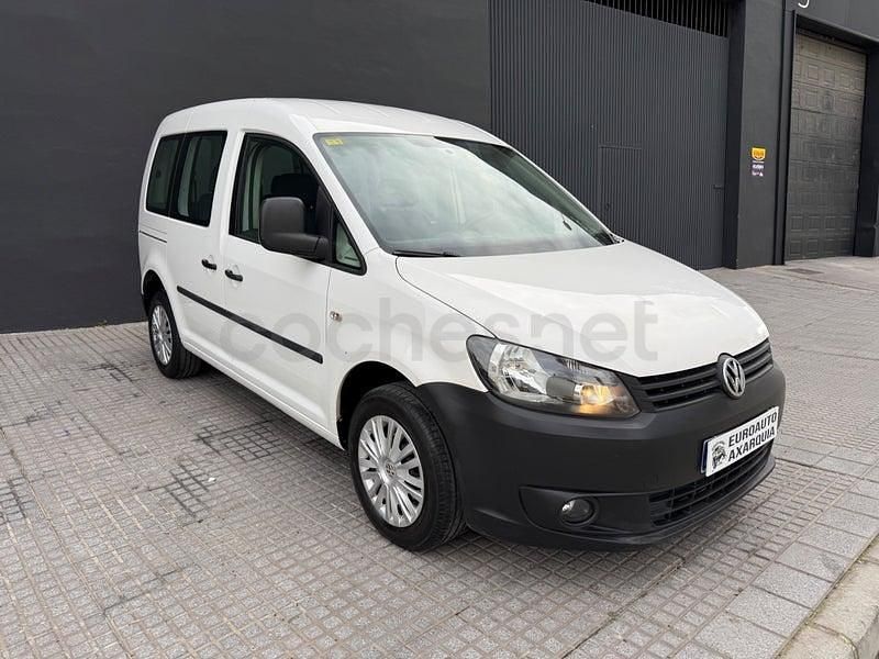 Usado VW Caddy Comfortline 102 CV (75 kW) 2014 Blanco Monovolumen