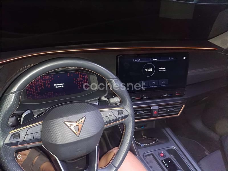 Gris / plata Usado 2024 Cupra Formentor SUV | 28.750 € (Precio justo) - Imagen 1/4