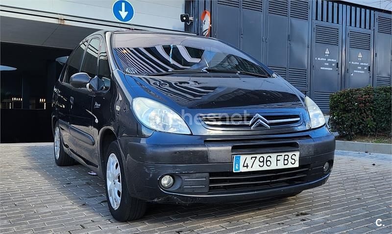 Usado Citroën Xsara Picasso Exclusive 110 CV (80 kW) 2007 Gris / plata Monovolumen