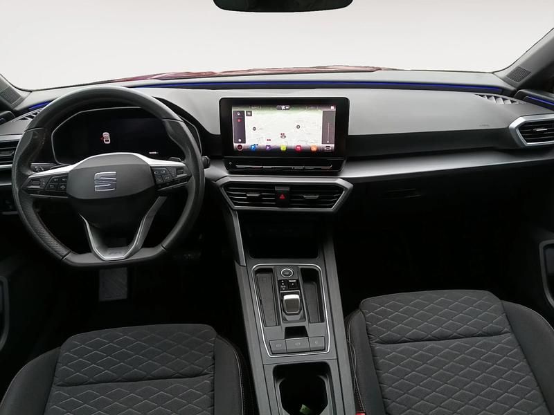 Usado Seat Leon FR 150 CV (110 kW) 2022 Granate