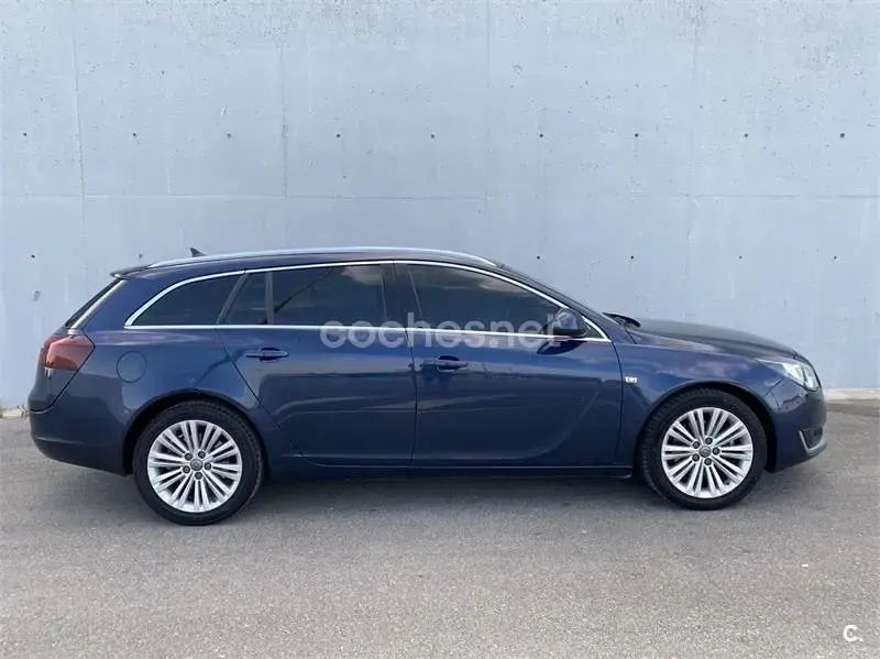 Usado Opel Insignia Excellence 163 CV (119 kW) 2015 Azul Familiar