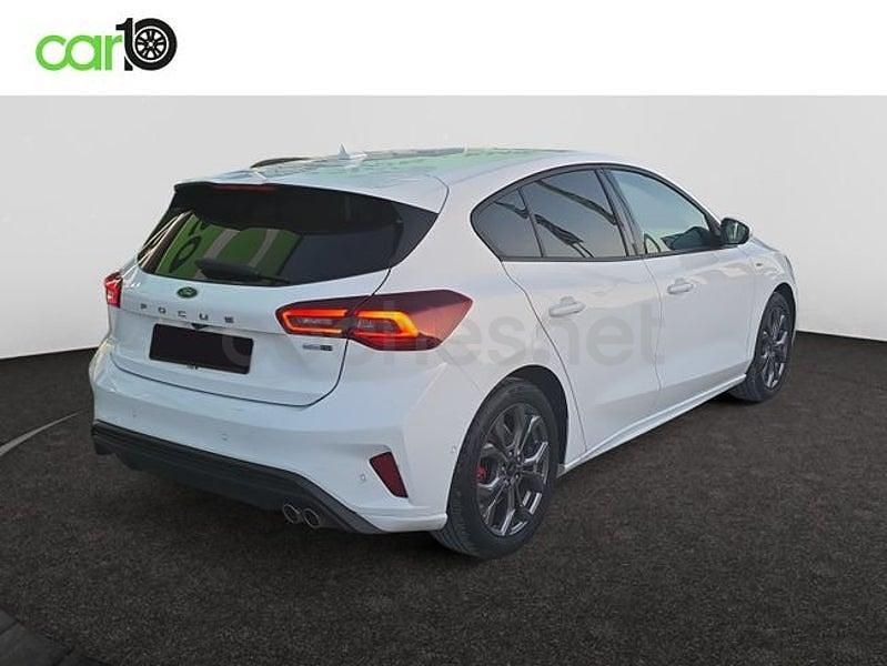 Usado Ford Focus ST-Line 125 CV (91 kW) 2022 Blanco Berlina