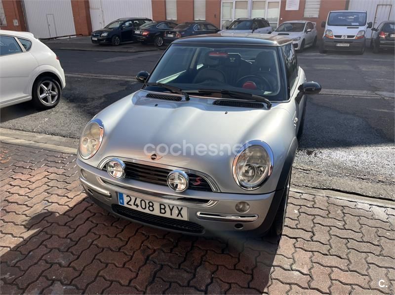Gris / plata Usado 2002 Mini ONE Utilitario | 4400 € (Precio justo) - Imagen 1/4