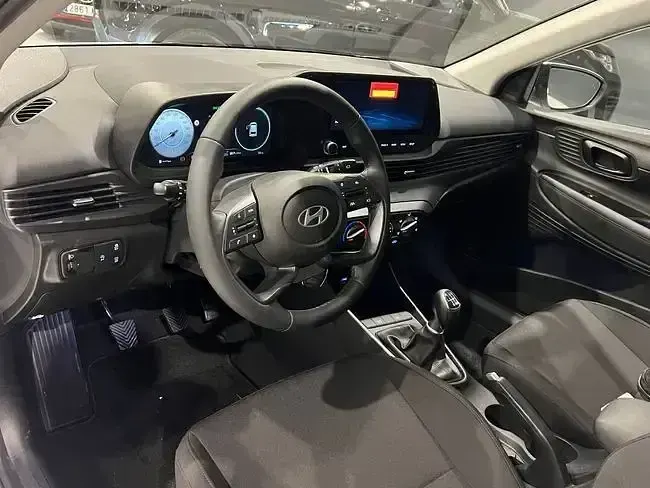 Nuevo Hyundai i20 100 CV (73 kW) 2025 Blanco Berlina