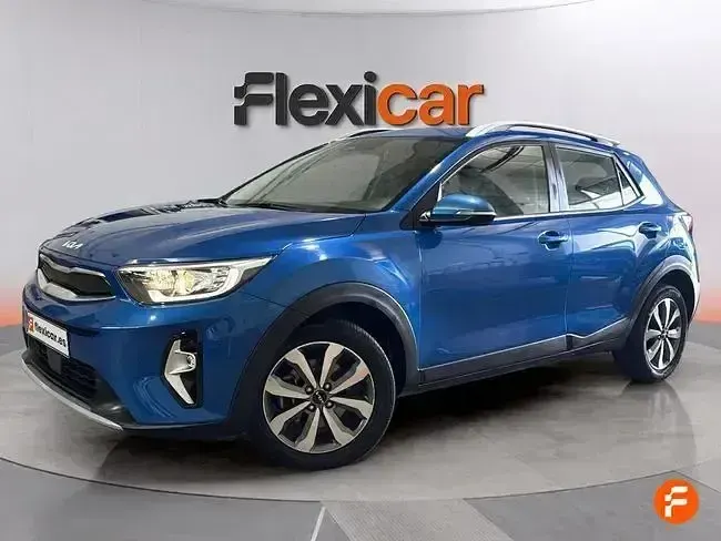 Usado Kia Stonic 100 CV (73 kW) 2024 Azul SUV