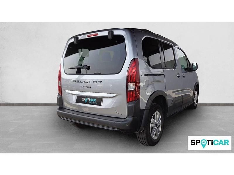 Usado Peugeot Rifter Allure 100 CV (73 kW) 2025 Gris Monovolumen