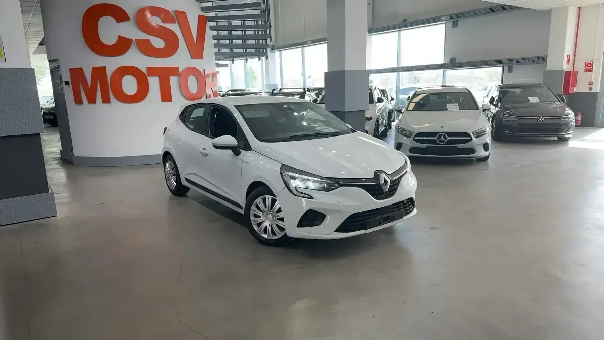 Usado Renault Clio Zen 140 CV (102 kW) 2022 Blanco Utilitario