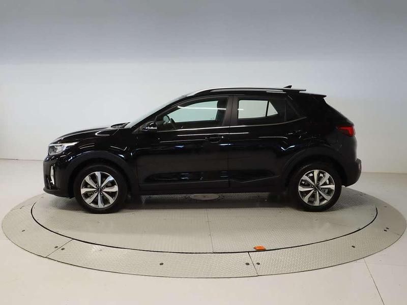 Negro Usado 2025 Kia Stonic SUV | 18.715 € (Precio justo) - Imagen 1/4