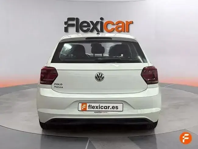 Usado VW Polo Advance 95 CV (69 kW) 2018 Blanco Utilitario