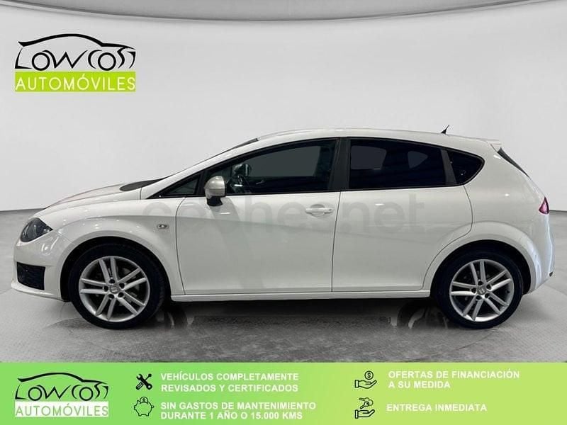Käytetty Seat Leon FR 125 HP (91 kW) 2012 Valkoinen Sedan