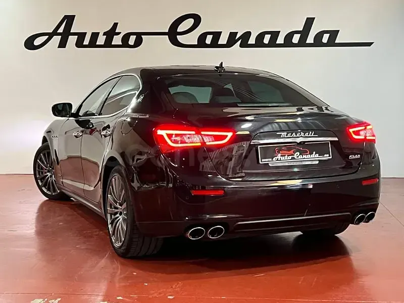 Usado Maserati Ghibli 275 CV (202 kW) 2017 Negro Berlina