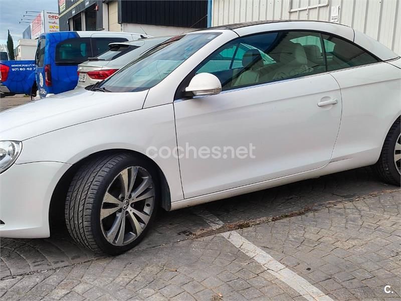 Blanco Usado 2007 VW Eos Descapotable | 8900 € (Un poco caro) - Imagen 1/4