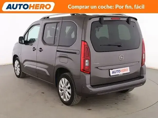 Usado Opel Combo Elegance 102 CV (75 kW) 2021 Gris Monovolumen